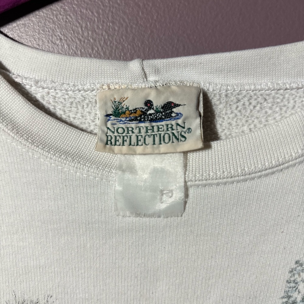 Northern Reflections Off White Sweatshirt with Winter Scene - Picture 2 of 6